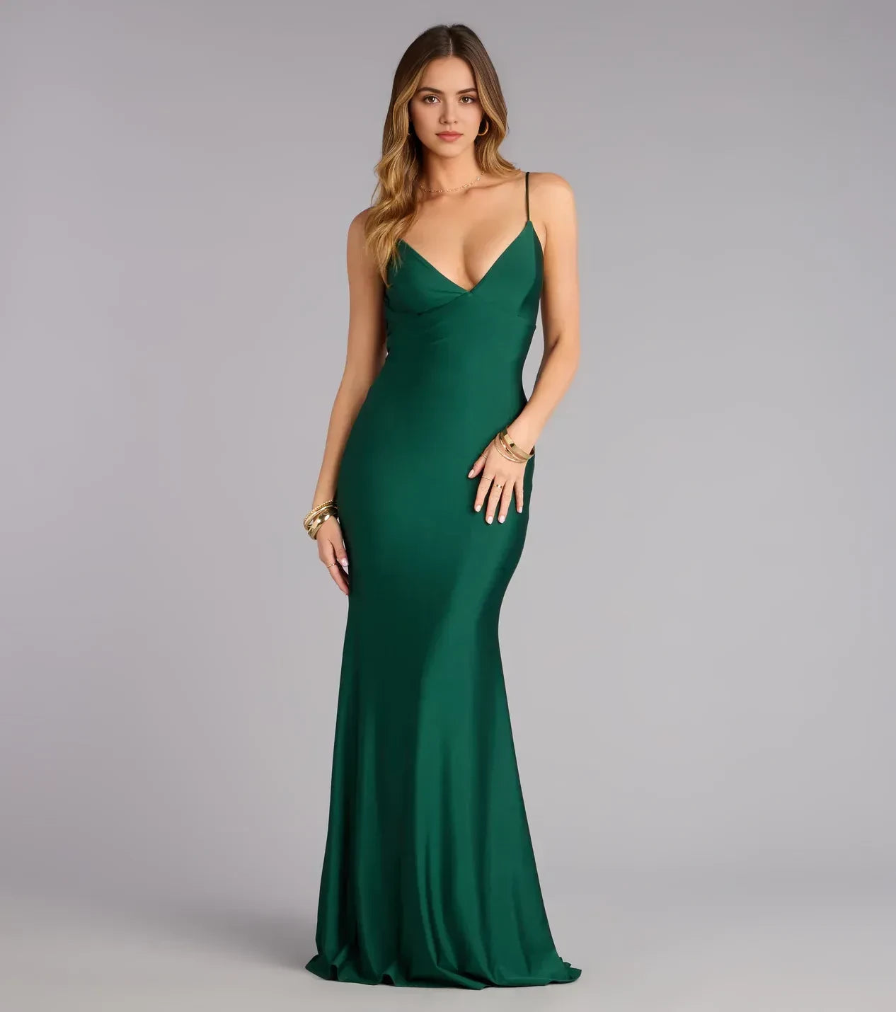 Stunning Trumpet Plunging V Neck Spaghetti Strap Open Back Floor Length Prom Dress
