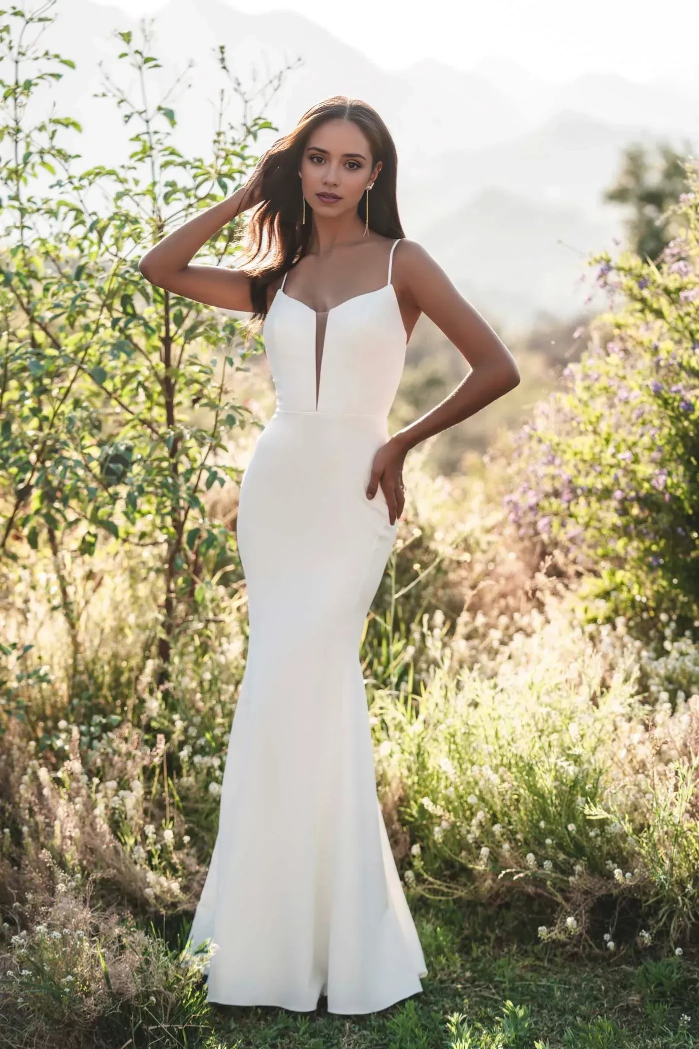 Stunning Trumpet Plunging V Neck Spaghetti Strap Open Back Floor Length Wedding Dress