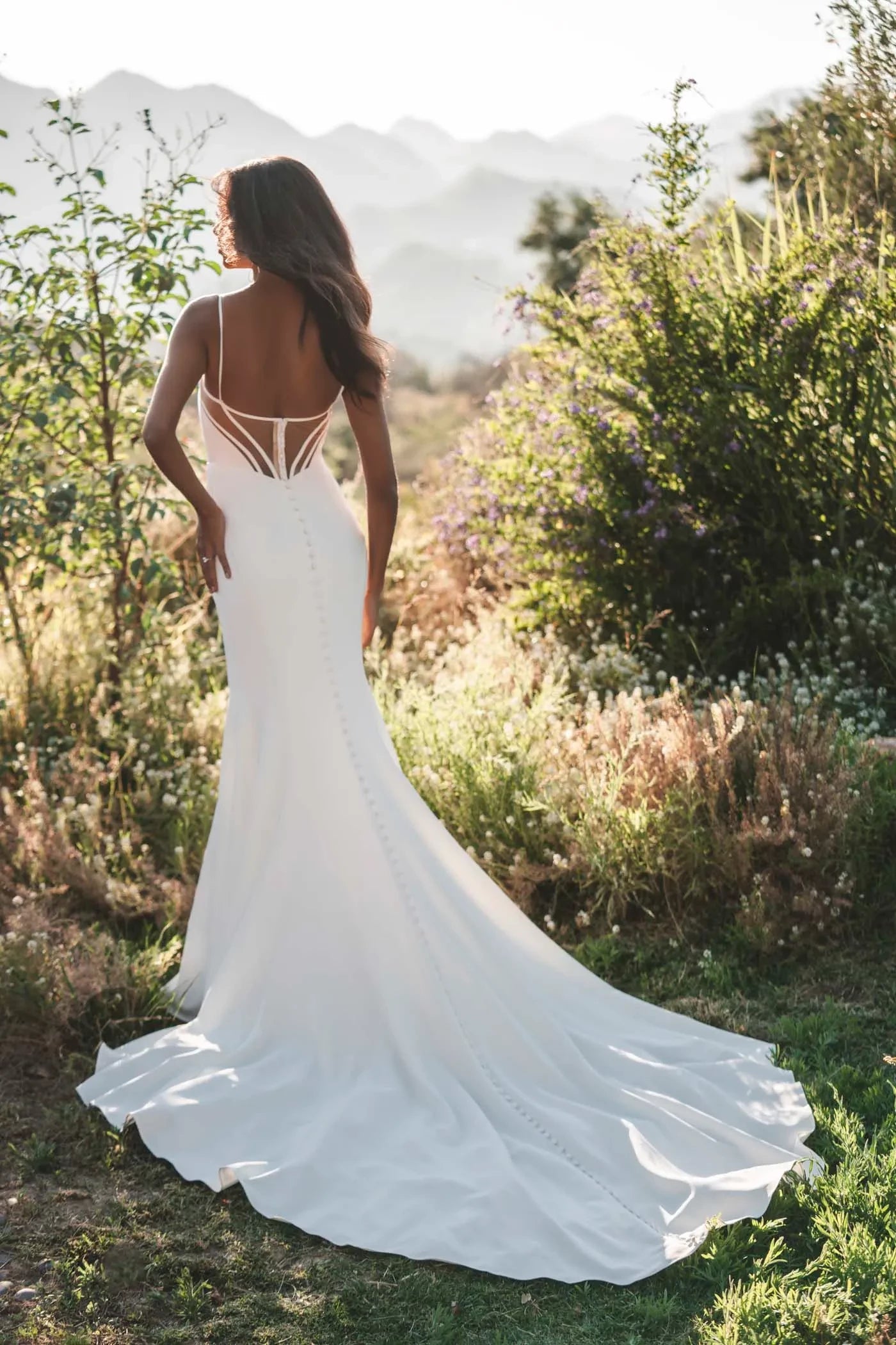 Stunning Trumpet Plunging V Neck Spaghetti Strap Open Back Floor Length Wedding Dress