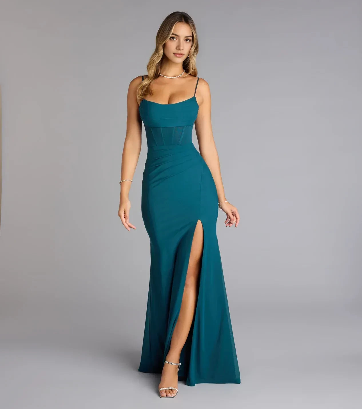 Stunning Trumpet Sweetheart Neck Spaghetti Strap Lace Up Back Floor Length Prom Dress