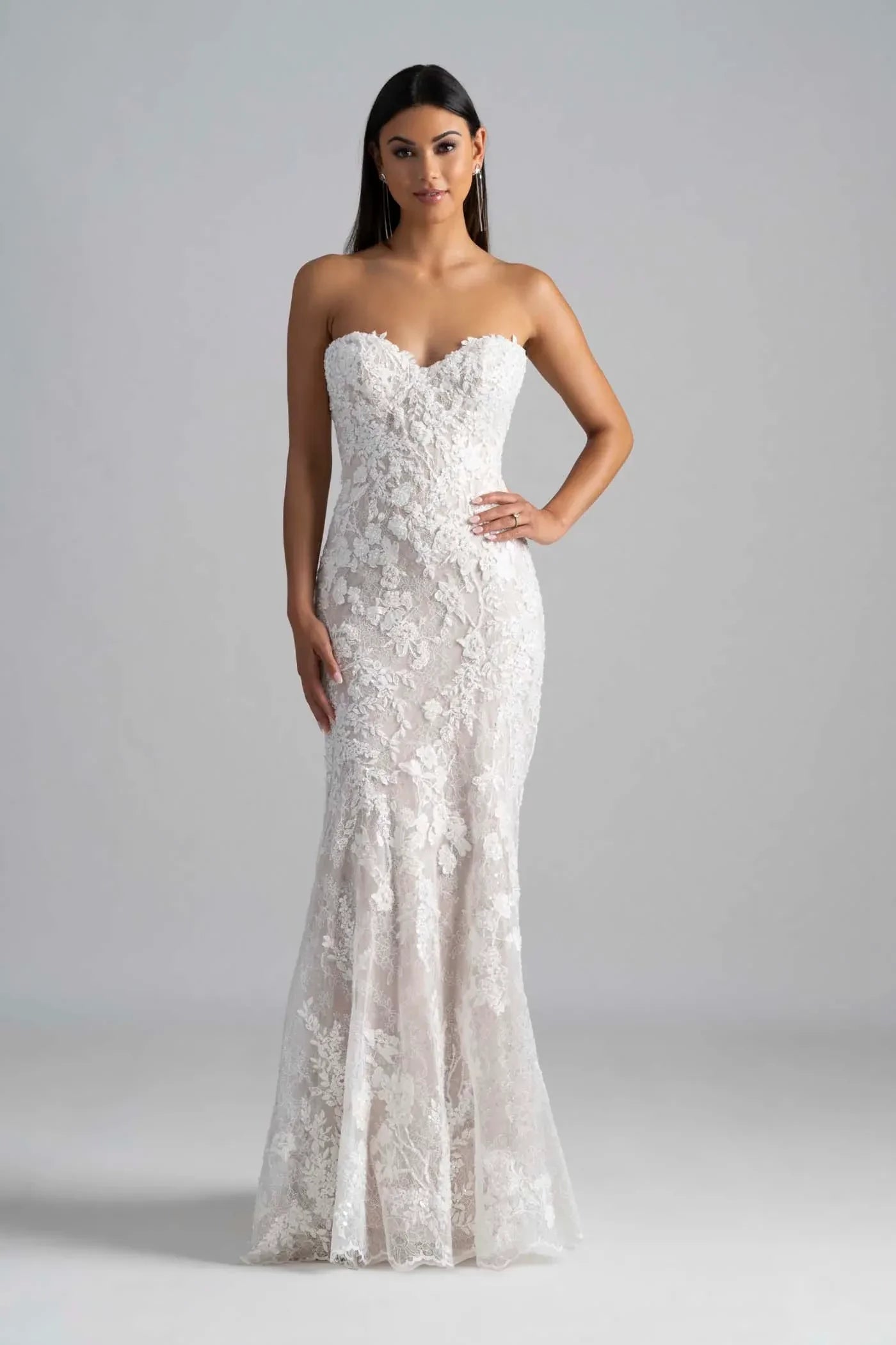 Stunning Trumpet Sweetheart Neckline Sleeveless Lace Back Floor Length Wedding Dress