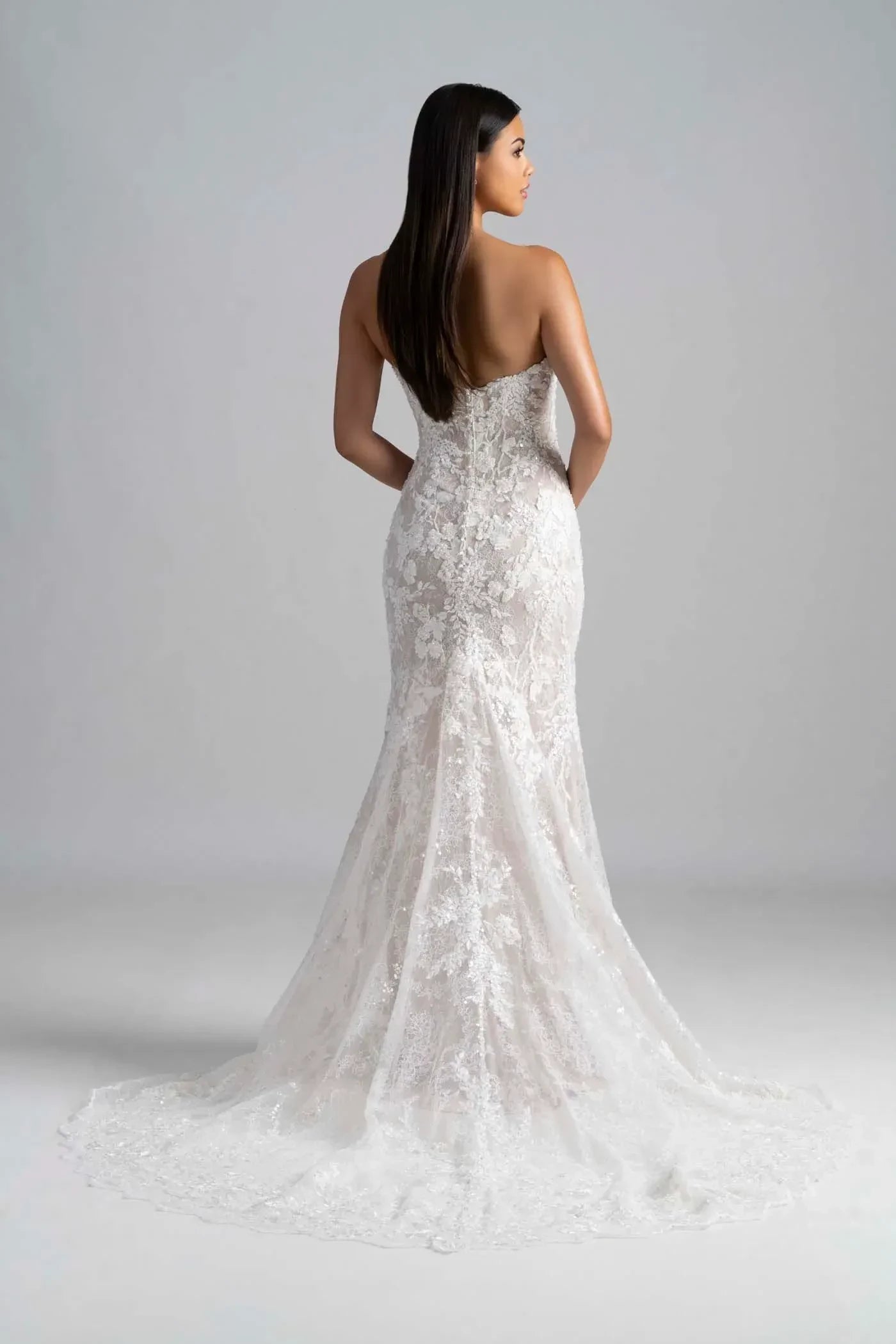 Stunning Trumpet Sweetheart Neckline Sleeveless Lace Back Floor Length Wedding Dress