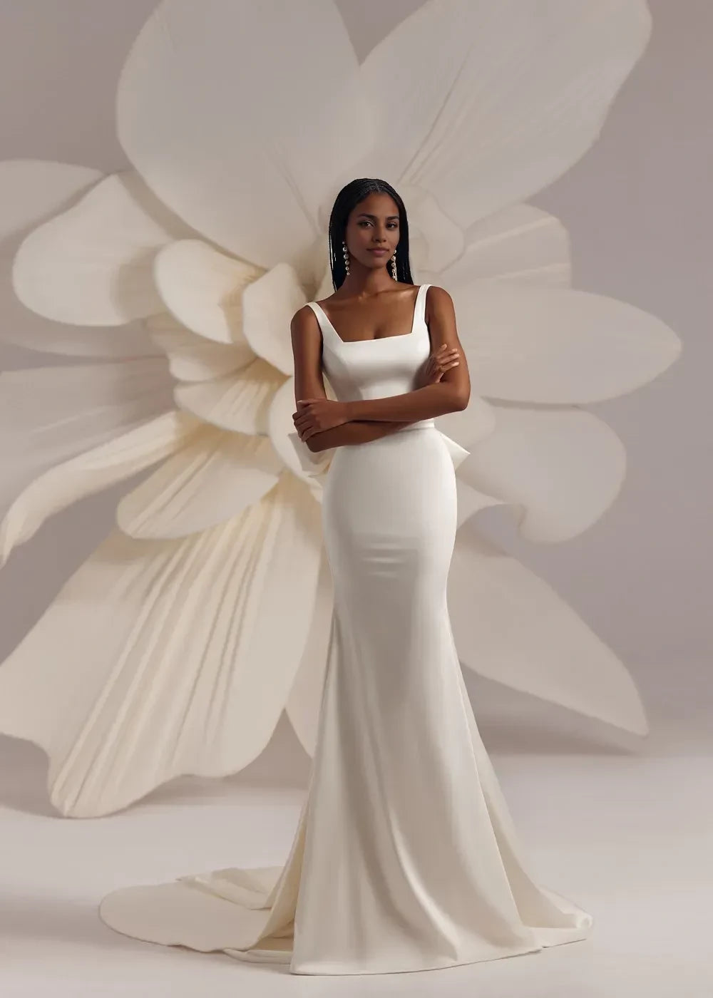 Stylish Mermaid Square Neck Sleeveless Bow Back Long Length Wedding Dress