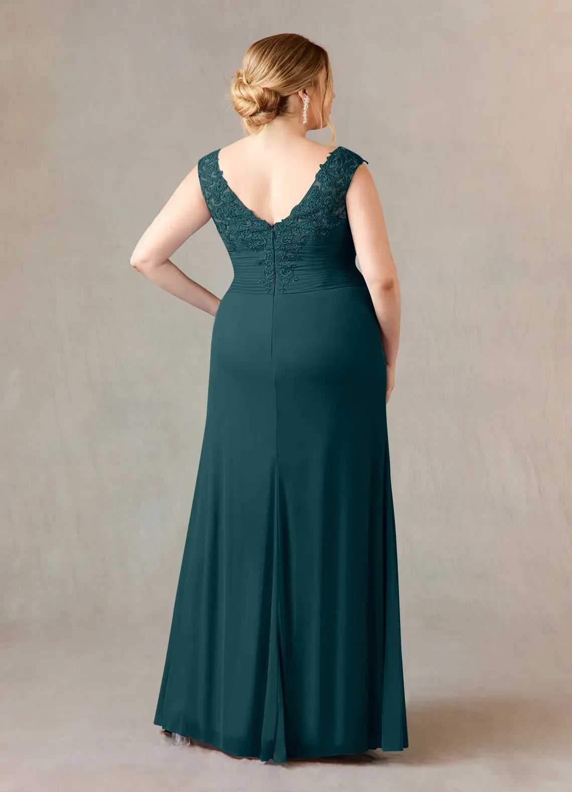 Stylish Sheath Sweetheart Neck Sleeveless Lace Back Plus Size Floor Length Mother of the Bride Dress