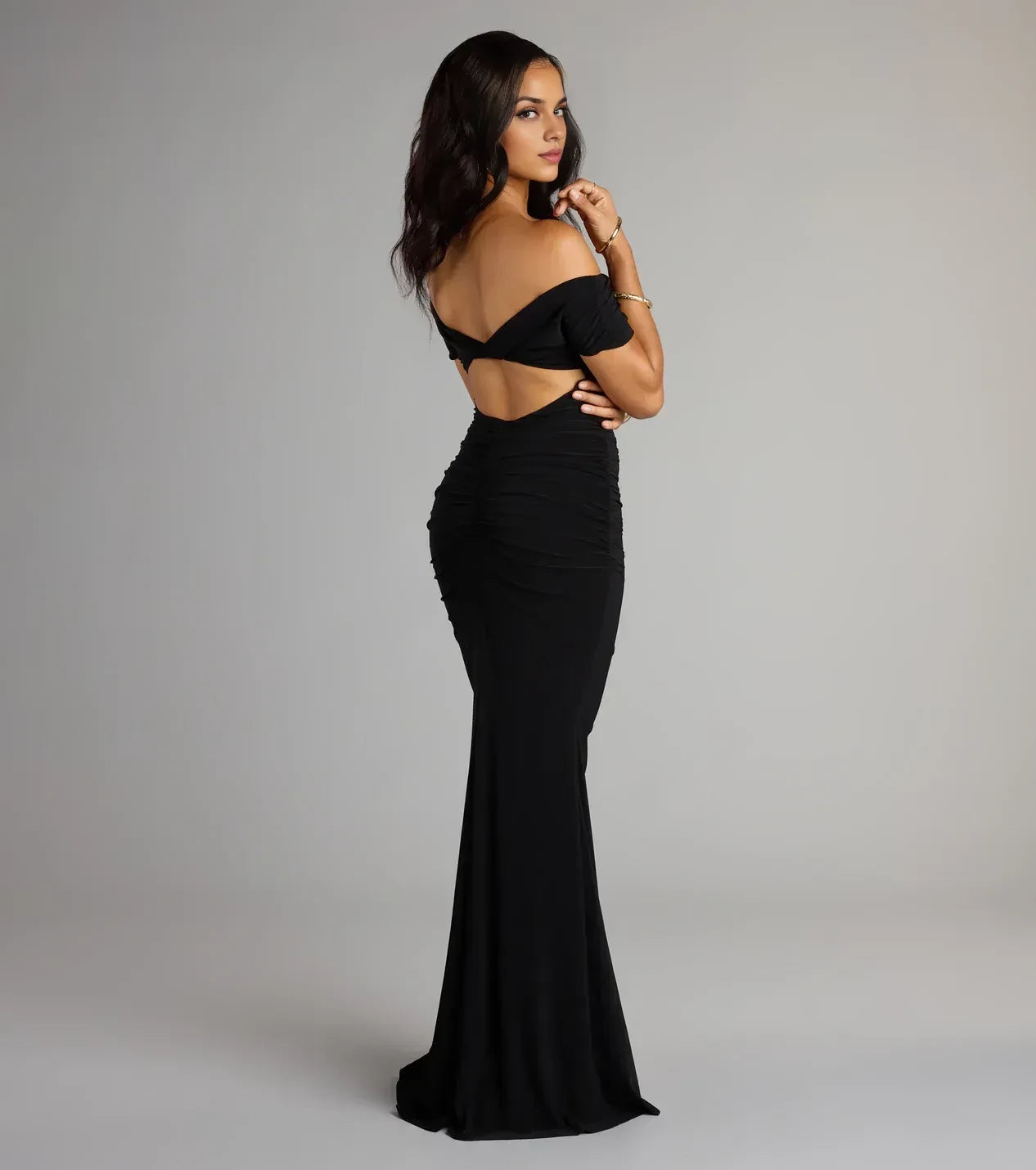 Stylish Trumpet Off Shoulder Short Sleeve Cut Out Back Floor Length Prom Dress
