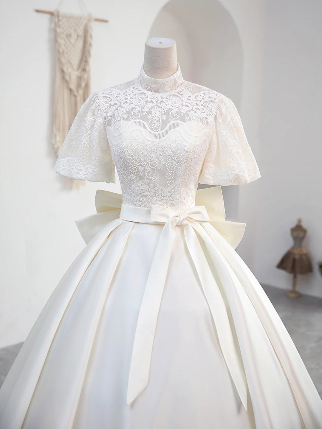 Sweetheart Neck Satin Long Beautiful Prom Dress with Detachable Lace Top White Formal Wedding Dress Wedding Dresses