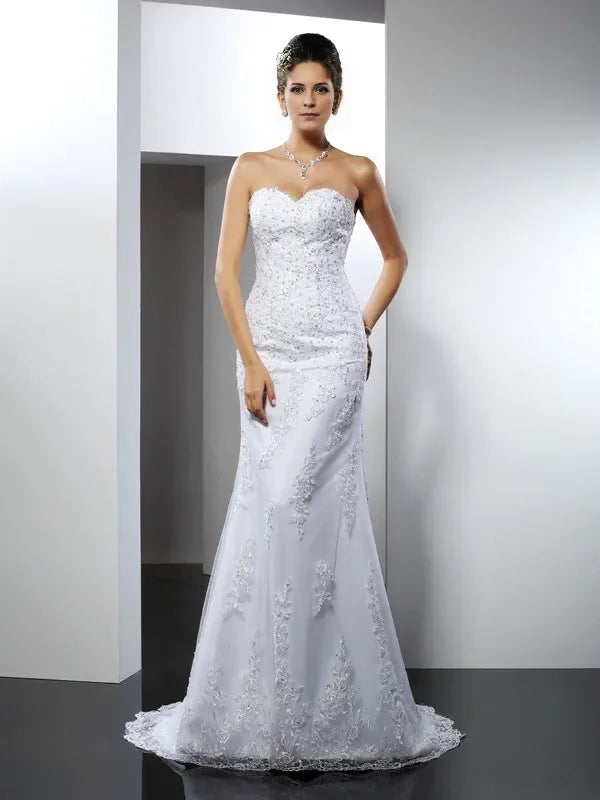 Sweetheart Sleeveless Mermaid Satin Court Train With Lace Wedding Dresses