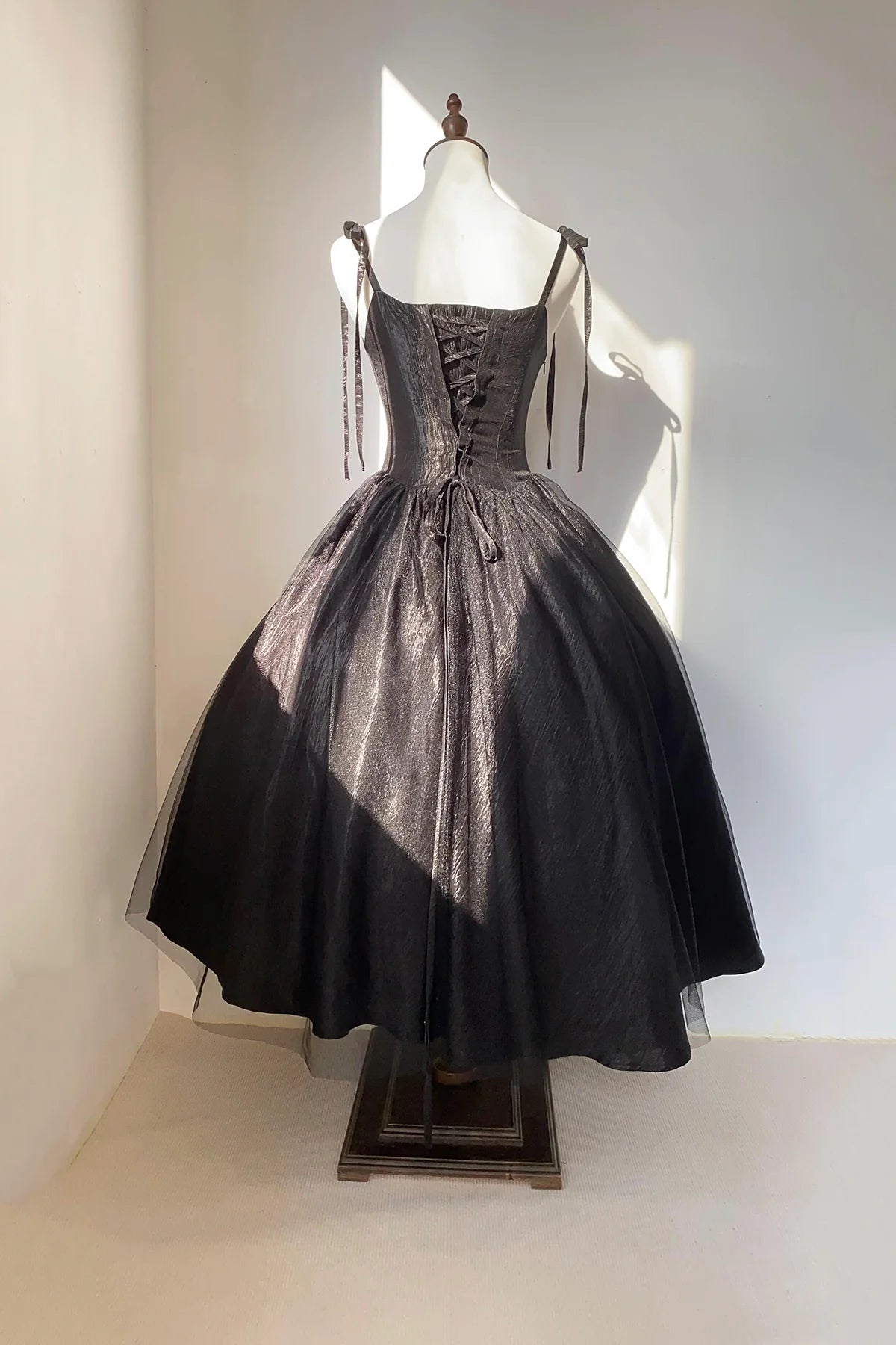 Tea Length Black Spaghetti Strap Tulle  Prom Dress Black A-Line Party Dress