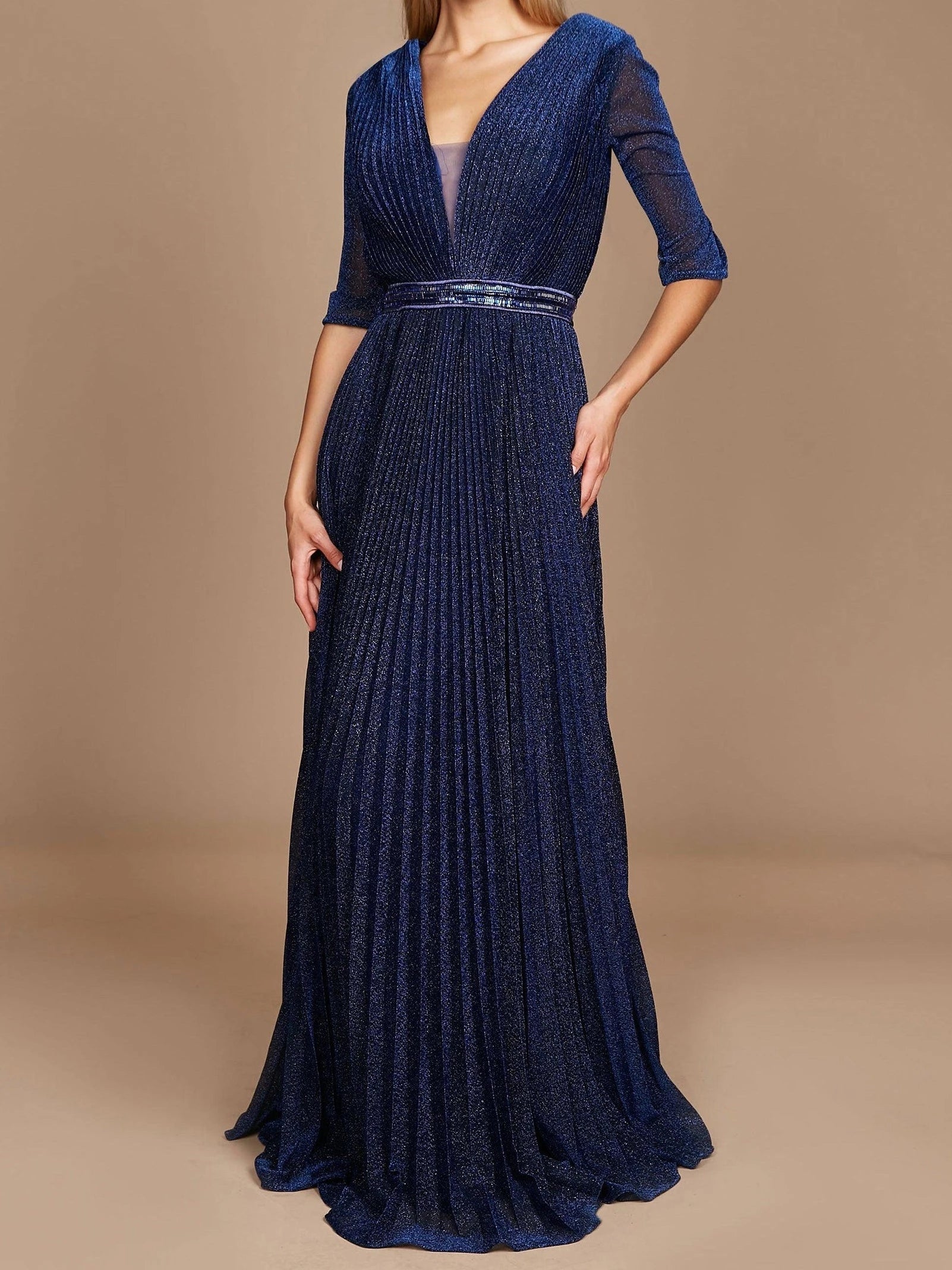 Unique Trendy A-Line V-Neck Long Sleeves Floor-Length Mother of the Bride Dresses