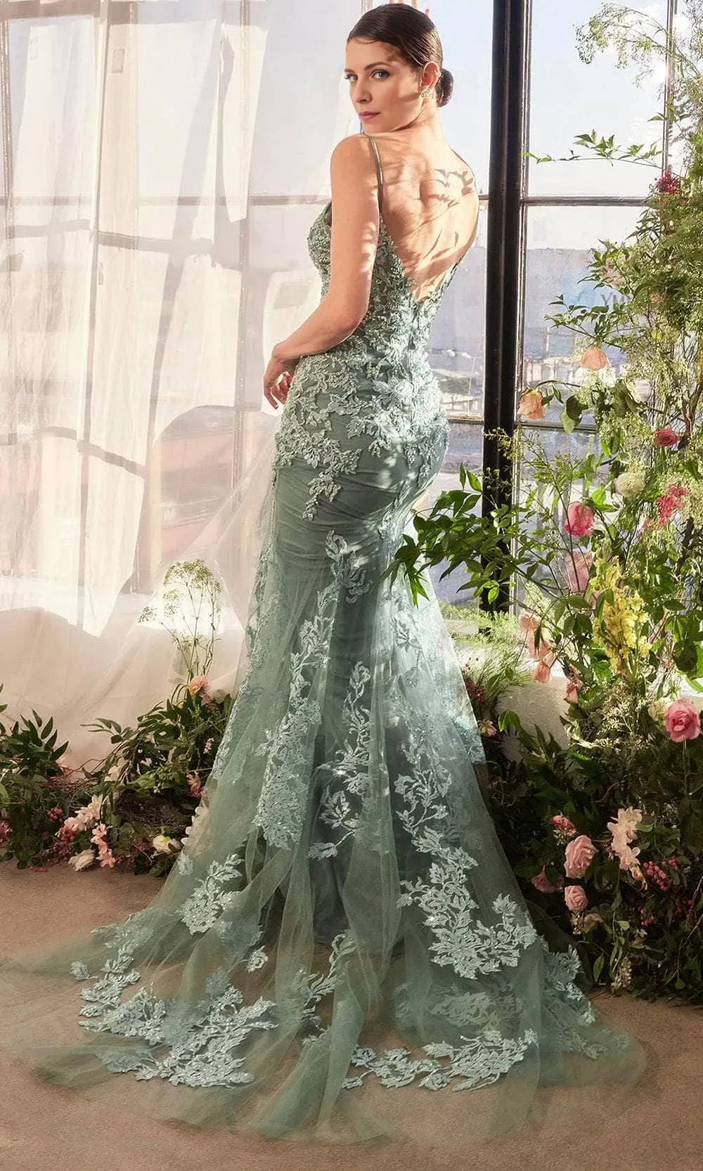 V-Neck Beaded Embroidered Spaghetti Strap Sleeveless Off the shoulder Floor length Cocktail Dress Homecoming Dress Evening Dress Party Dress Prom Dress