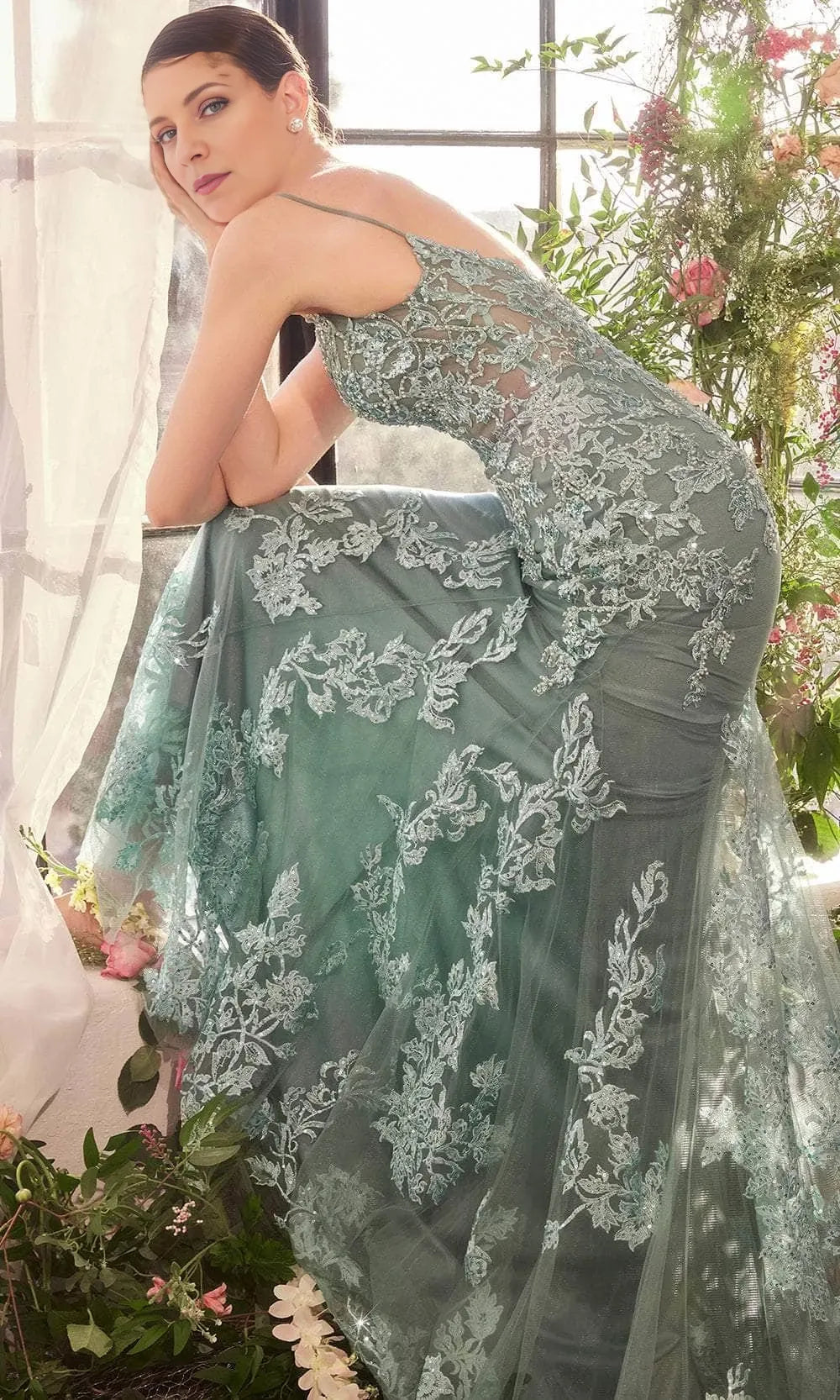 V-Neck Beaded Embroidered Spaghetti Strap Sleeveless Off the shoulder Floor length Cocktail Dress Homecoming Dress Evening Dress Party Dress Prom Dress