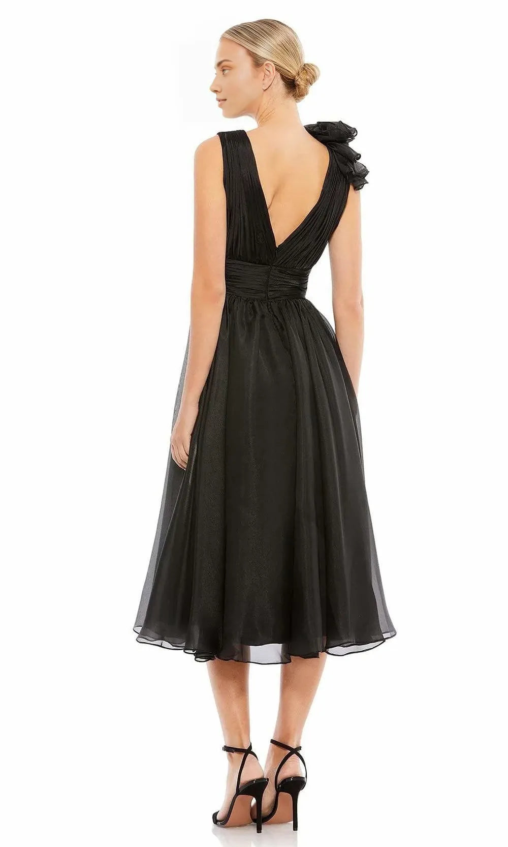 V-neck Sleeveless A-line Elegant Off the shoulder Knee length Prom Dress Hot Sale For Ladies