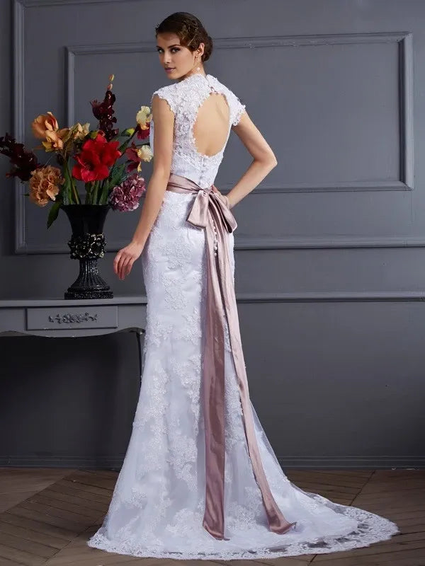 V-neck Sleeveless Mermaid Satin Sweep Train With Applique Wedding Dresses
