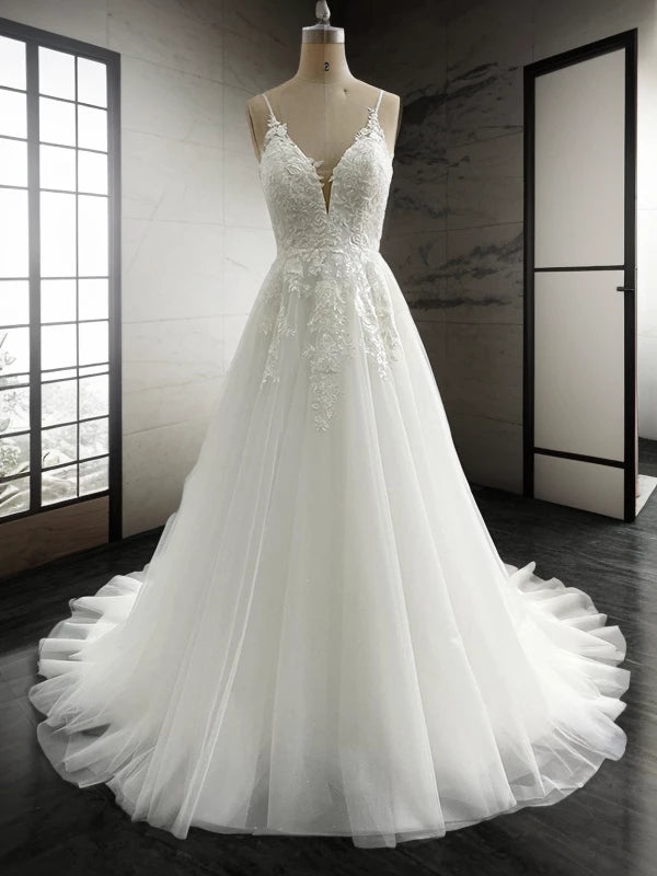 V-neck Sleeveless Princess Tulle Applique Chapel Train Wedding Dresses