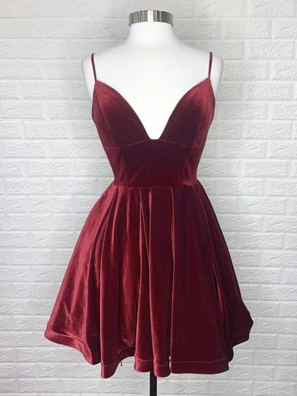 V Neck Backless Burgundy Velvet Short Prom Short Burgundy Formal Graduation Party Dresses Homecoming Dresses