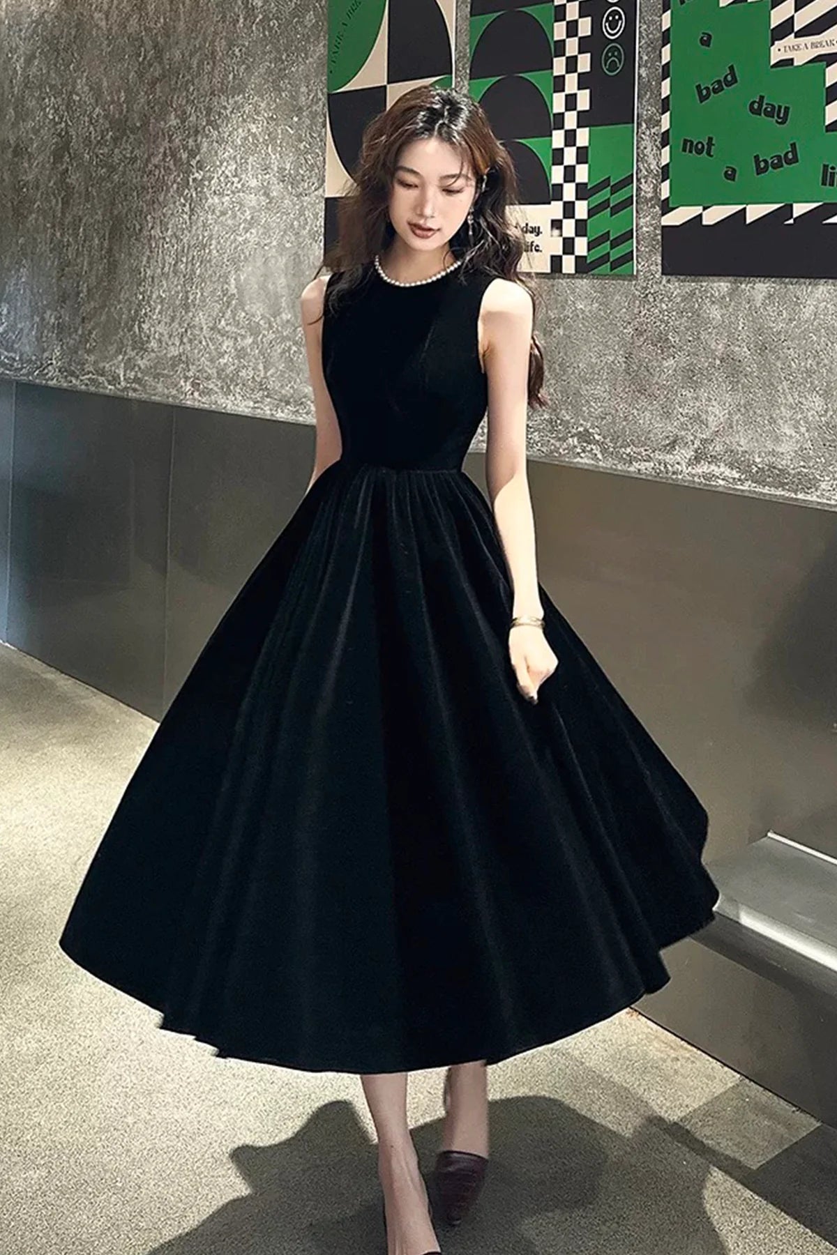 Velvet Pearl Black Short Party Dress Lovely A-Line Evening Dress