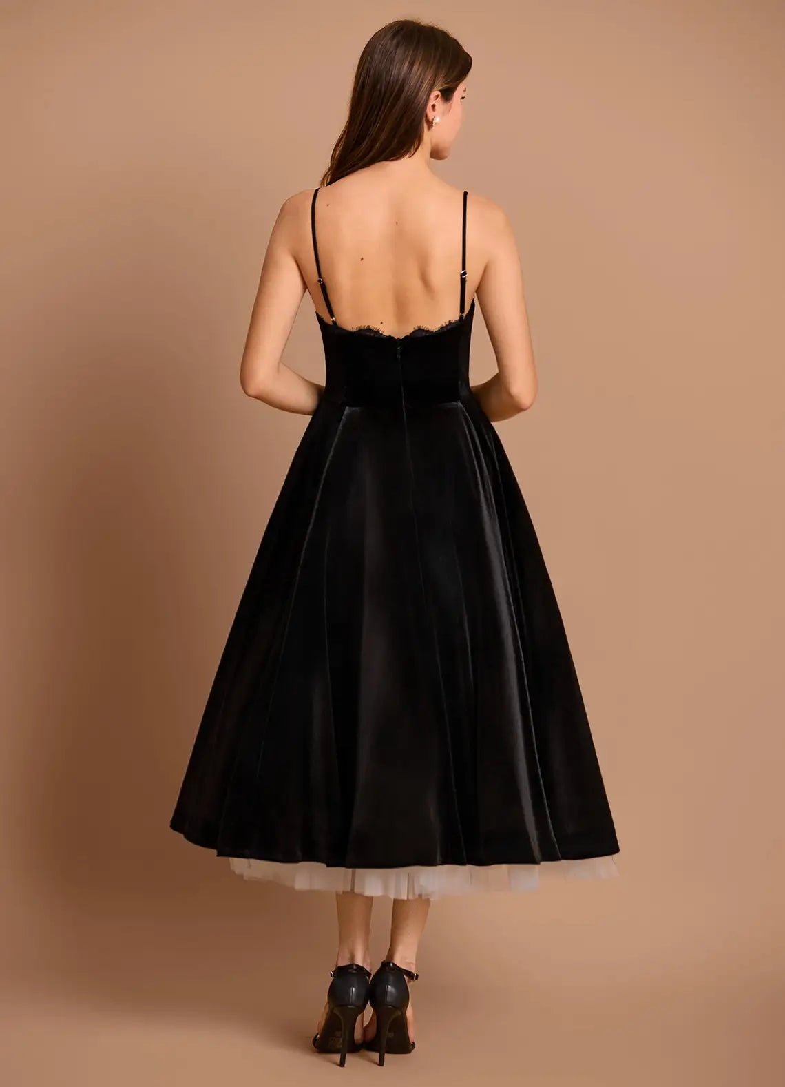 Vibrant A Line Sweetheart Spaghetti Strap Open Back Midi Length For Ladies Prom Dress