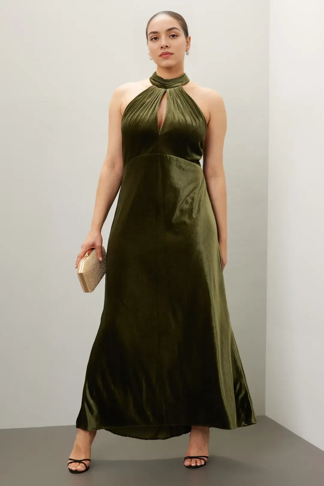 Vintage Inspired Sheath Halter Neck Sleeveless Tie Back Floor Length Plus Size Prom Dress