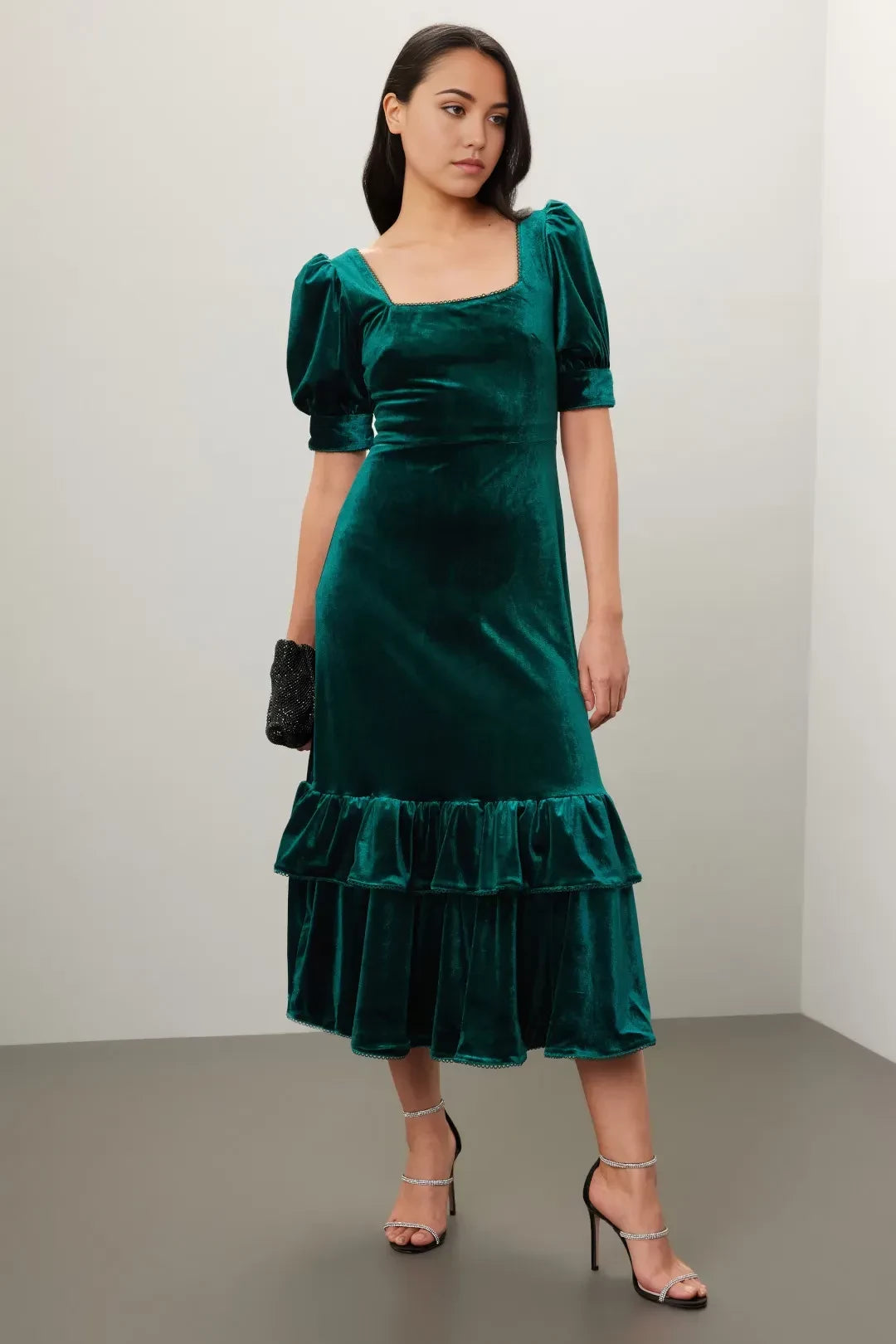 Vintage Inspired Sheath Square Neck Puff Sleeve Ruffled Midi Length Plus Size Prom Dress