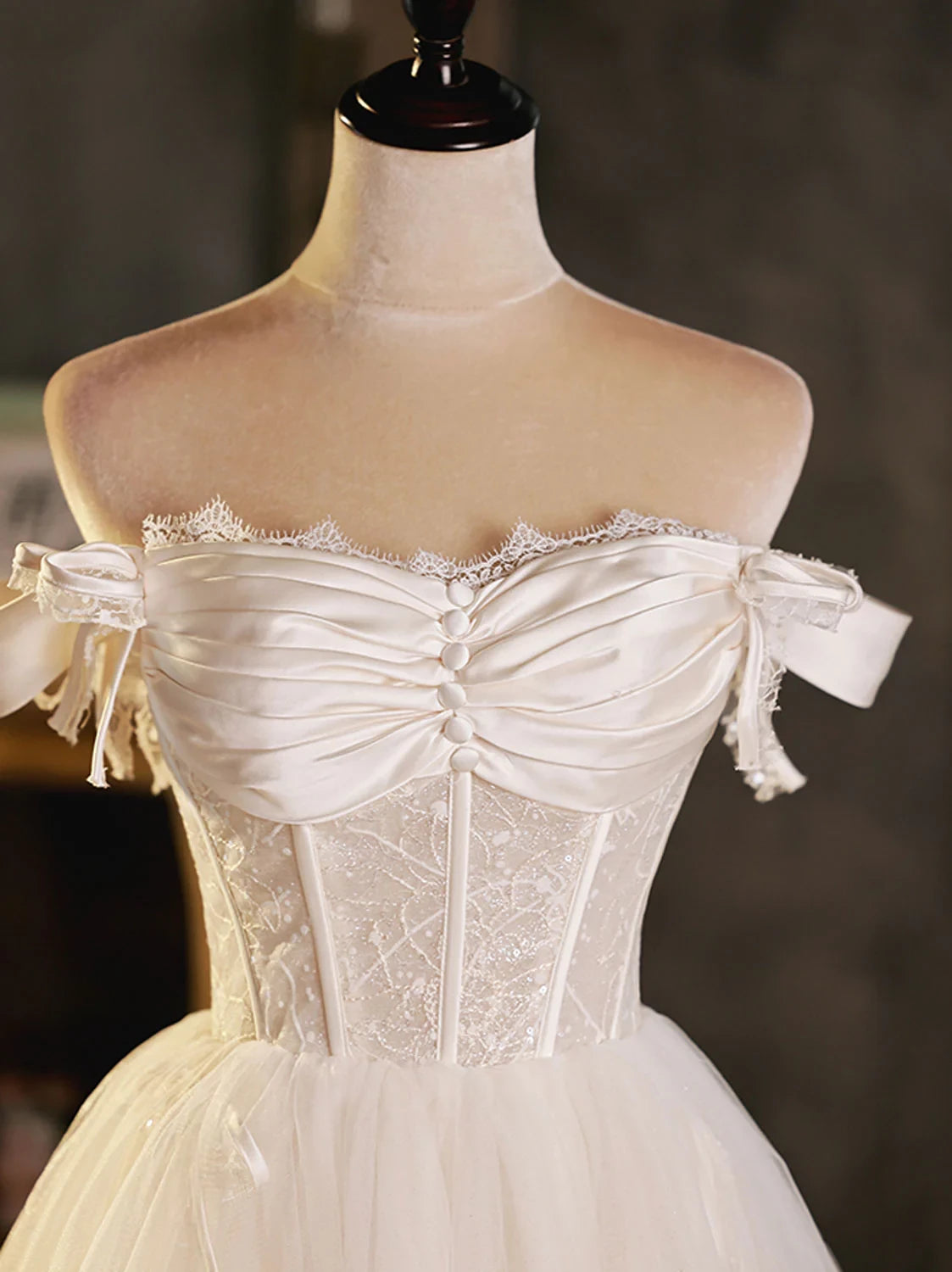 Vintage White Lace Off-the-shoulder Design A-line Tulle Prom Dress Party Dress Cocktail Dress Homecoming Dress Evening Dress