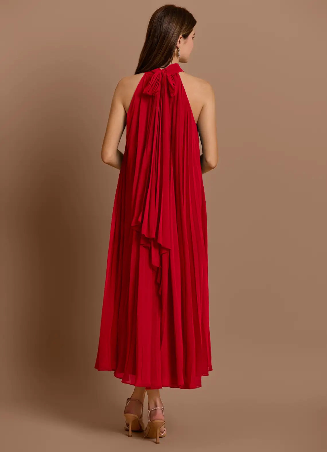 Vivacious A Line Halter Neck Sleeveless Bow Back Midi Length For Ladies Prom Dress