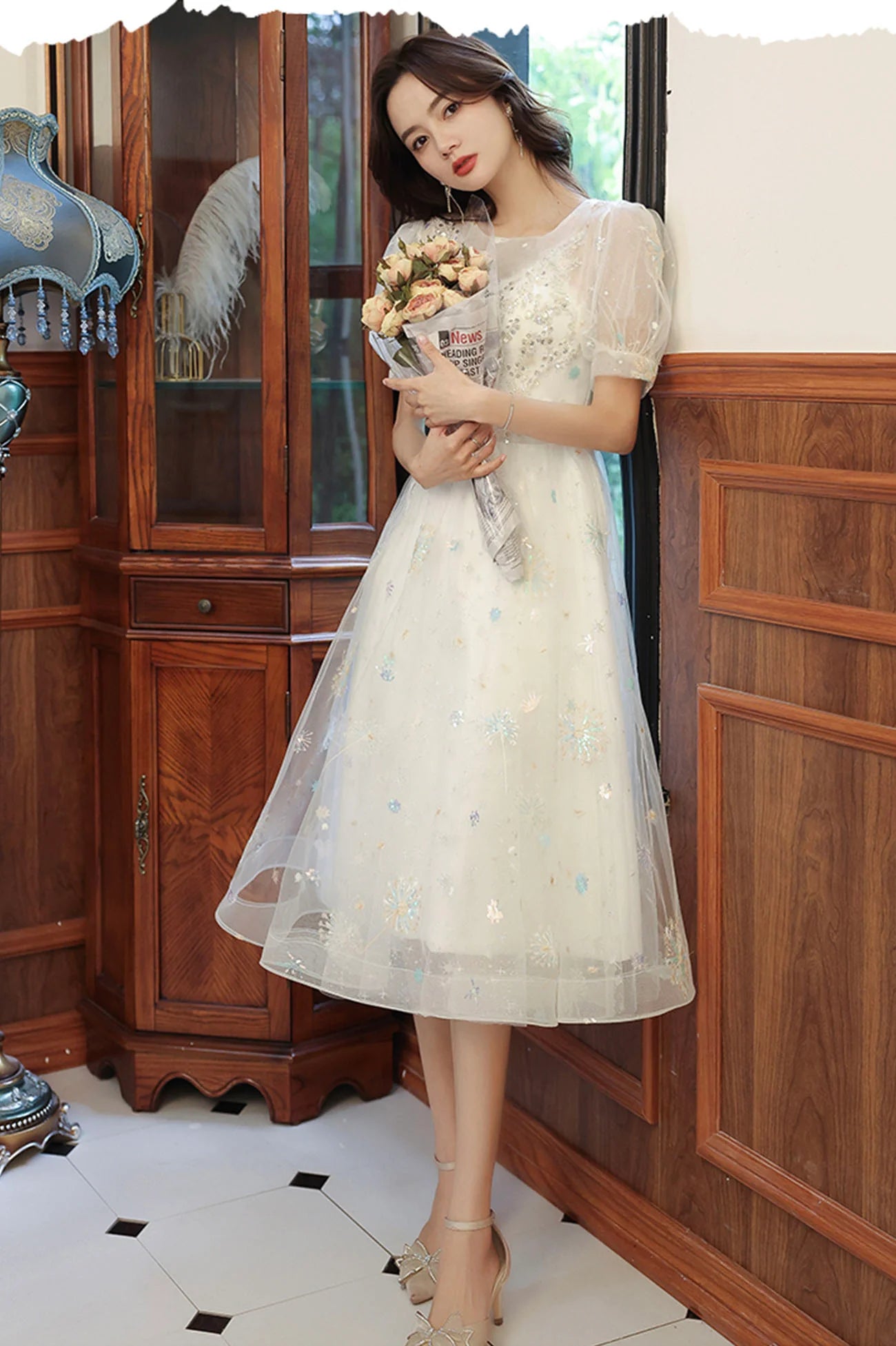 White A-Line White Tulle Sequins Short Prom Dress Party Dress