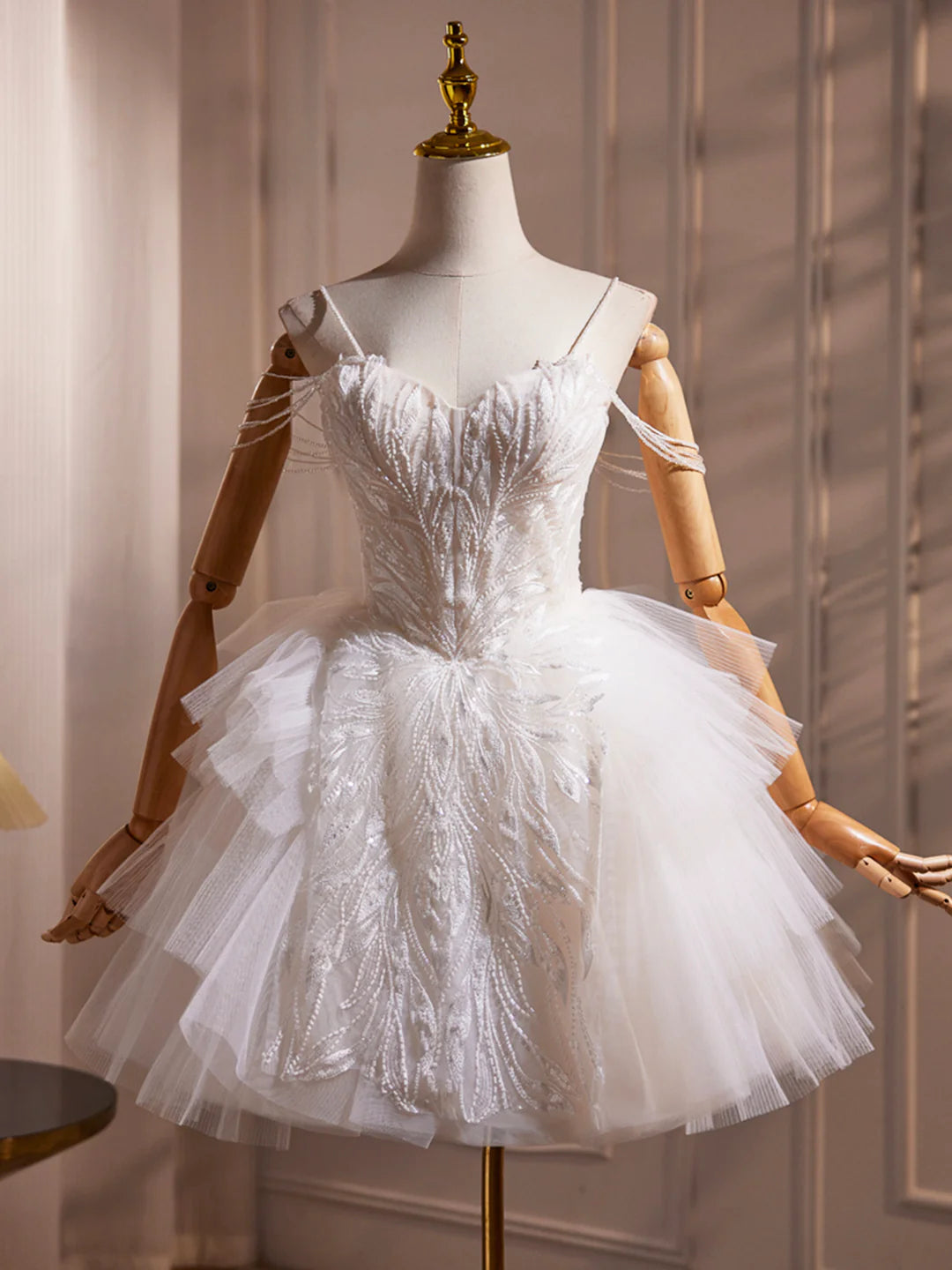 White Spaghetti Strap Tulle Beaded Knee length Short Prom Dress Cute A-Line Party Dress Homecoming Dresses