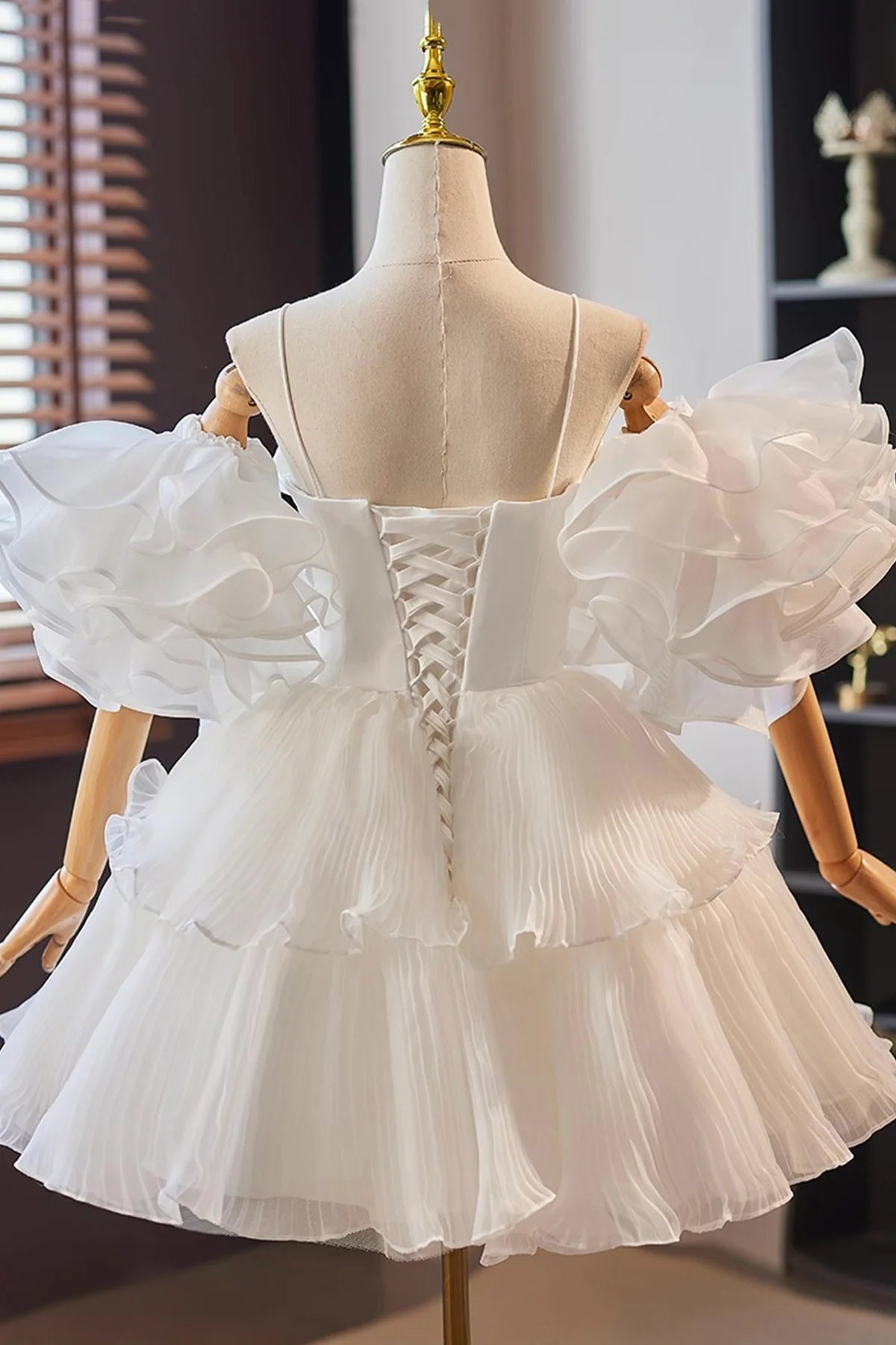 White Tulle Lace-up Short Prom Dress Cute A-Line Homecoming Party Dress