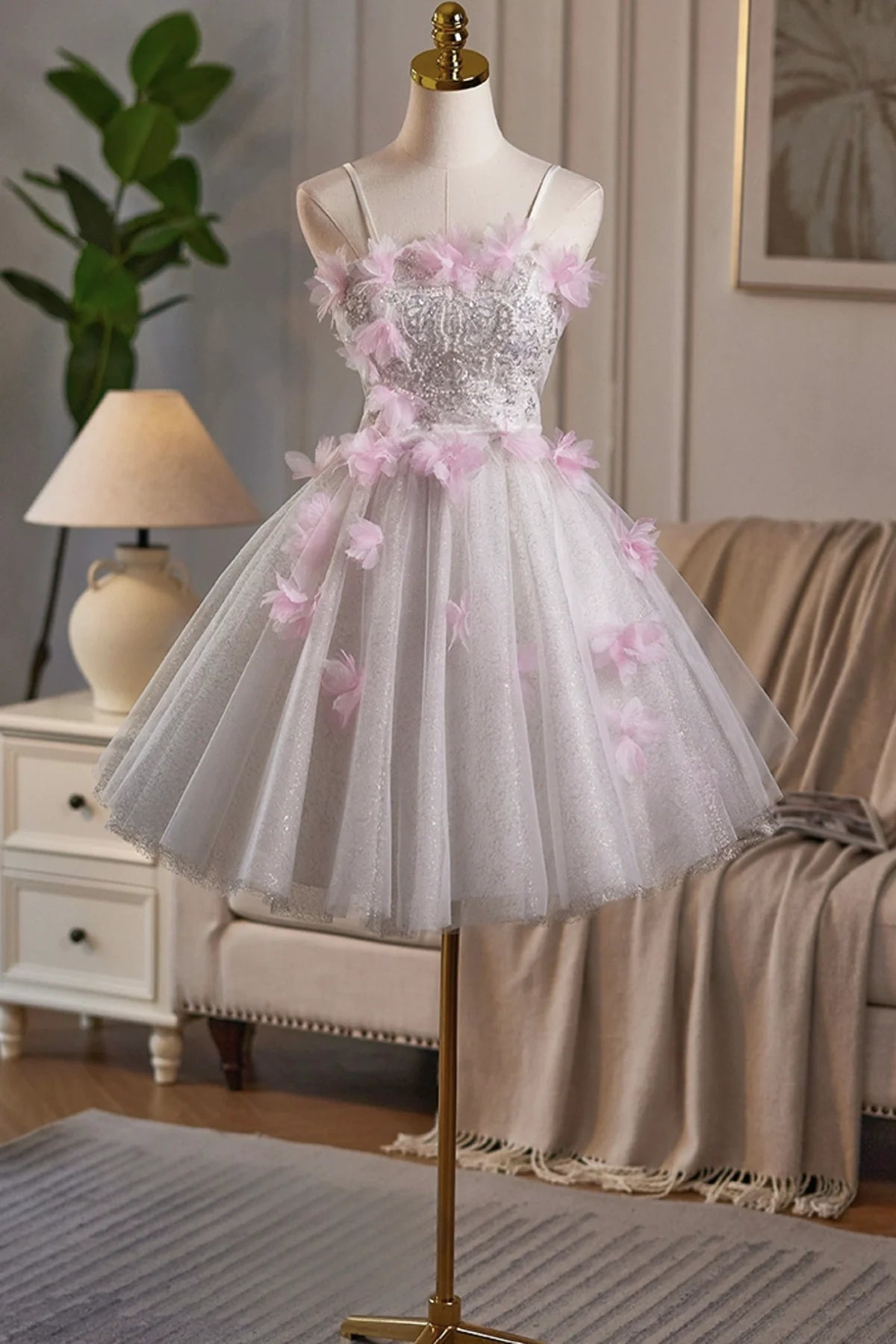 White Tulle and Pink Flowers Knee Length Prom Dress Lovely A-Line Party Dress Homecoming Dresses